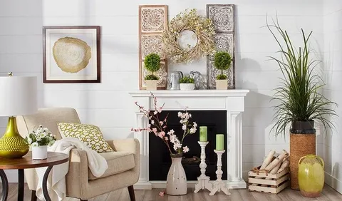 Seasonal Decor